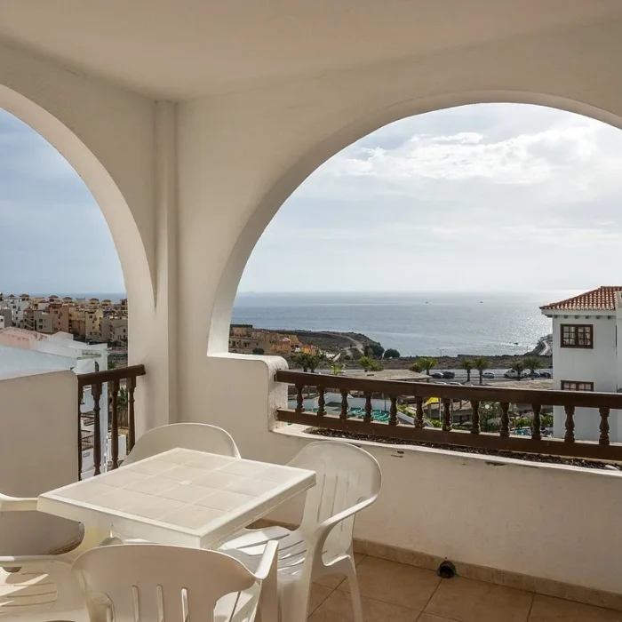 blue-sea-callao-garden-7